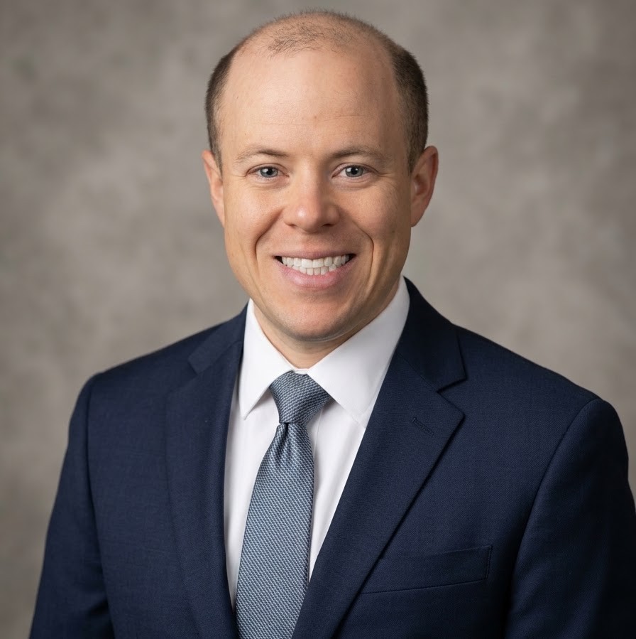 Andrew, co-founder of White Glove Advisors